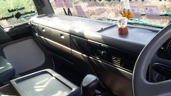 ขายสิบล้อดั๊มสองเพลา 260 เทอร์โบอินเตอร์ สนใจ 081 7368589