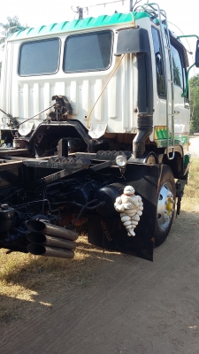 ขายสิบล้อดั๊มสองเพลา 260 เทอร์โบอินเตอร์ สนใจ 081 7368589