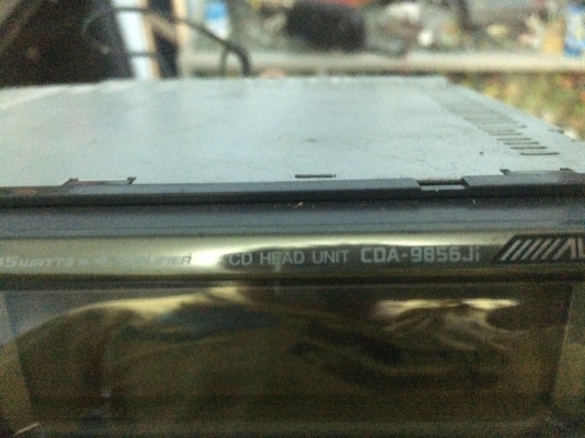 Alpine CDA-9856Ji IPOD MP3 CD ปรีเอ้า1ชุด คุมกล่องCD อุปกรณ์ต่อIPODไม่มีครับ สภาพสวย ปุ่มไม่ลอก มือ2 ญี่ปุ่น