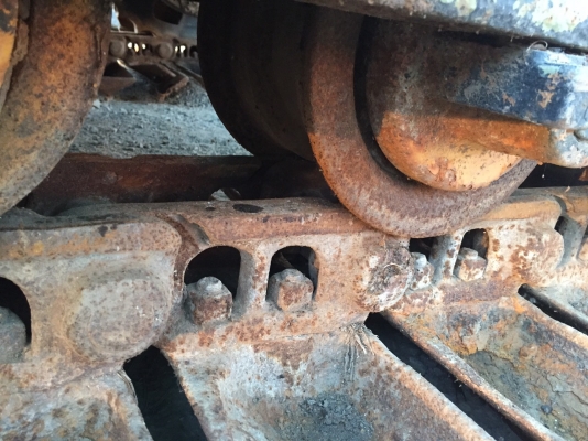 ขายรถแทรกเตอร์ CAT.D4E เกียร์ตัด ตีนเป็ด รถสวยราคา.420000 ต่อรอง สนใจคุยกันครับ