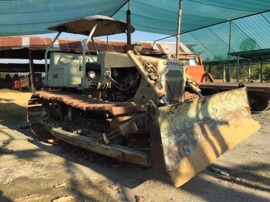ขายรถแทรกเตอร์ CAT.D4E เกียร์ตัด ตีนเป็ด รถสวยราคา.420000 ต่อรอง สนใจคุยกันครับ