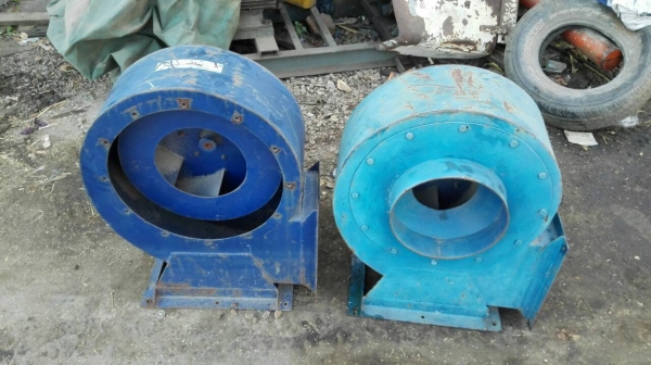 ** ขายแล้วครับ.** โบวเวอร์ เป่าอากาศ มอเตอร์ 5.5 HP. 2900 RPM. 380V. ใบพัด 18" รอบเร็ว ลมแรง วิ่งเงียบพร้อมใช้