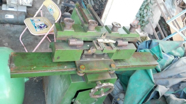 ==== SOLD ====  เครื่องลับใบมีด(ไม่มีมอเตอร์) หน้างานกว้าง 52 cm. สภาพสวย กลไกดีครับ