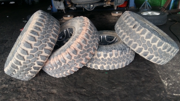 ขายแม็ค 15 ' พร้อมยาง mud 33'