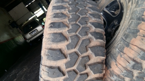 ขายยาง mud 33' พร้อมแม็ค 15 ขายยาง mud 33' พร้อมแม็ค 15