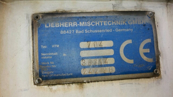 ขายรถบรรทุก 10 ล้อโม่ปูน VOLVO 320 แรงม้า โม่ 7 คิว ราคา 950000