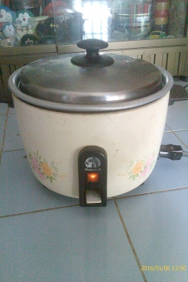 หม้อหุงข้าว ตรานกยูง คลาสสิค