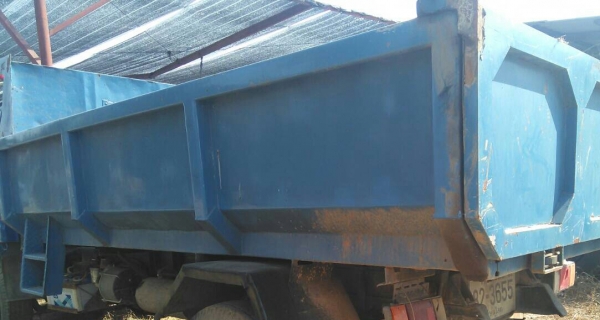 หกล้อ TOYOTA BU87-115 ดั้มหินทราย5คิว สภาพดีหัวเดิมสวยพร้อมใช้ ทะเบียนพร้อมโอน