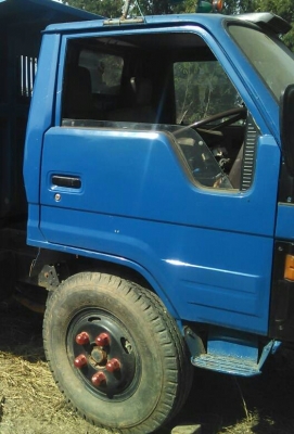 หกล้อ TOYOTA BU87-115 ดั้มหินทราย5คิว สภาพดีหัวเดิมสวยพร้อมใช้ ทะเบียนพร้อมโอน