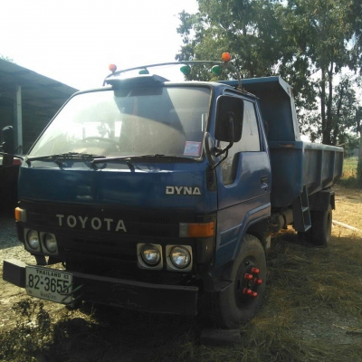 หกล้อ TOYOTA BU87-115 ดั้มหินทราย5คิว สภาพดีหัวเดิมสวยพร้อมใช้ ทะเบียนพร้อมโอน