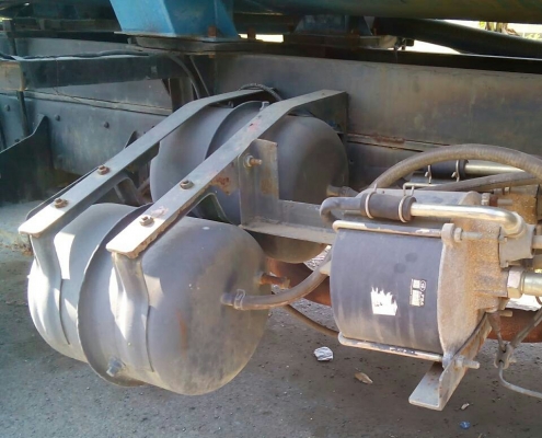 หกล้อ ฮีโน่ KR 320 EH100 pawer บรรทุกถังน้ำ 7,000ลิต อุปกรณ์ครบ สภาพดีสวยๆพร้อมใช้ ทะเบียนพร้อมโอน ราคา 490,000บ ต่อรองได้ หกล้อ ฮีโน่ KR 320 EH100 pawer บรรทุกถังน้ำ 7,000ลิต อุปกรณ์ครบ สภาพดีสวยๆพร้อมใช้ ทะเบียนพร้อมโอน ราคา 490,000บ ต่อรองได้