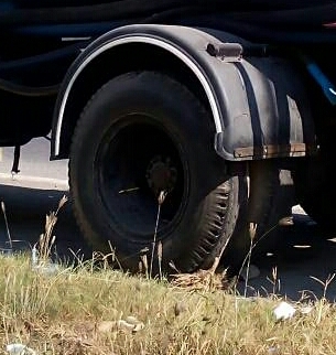 หกล้อ ฮีโน่ KR 320 EH100 pawer บรรทุกถังน้ำ 7,000ลิต อุปกรณ์ครบ สภาพดีสวยๆพร้อมใช้ ทะเบียนพร้อมโอน ราคา 490,000บ ต่อรองได้ หกล้อ ฮีโน่ KR 320 EH100 pawer บรรทุกถังน้ำ 7,000ลิต อุปกรณ์ครบ สภาพดีสวยๆพร้อมใช้ ทะเบียนพร้อมโอน ราคา 490,000บ ต่อรองได้