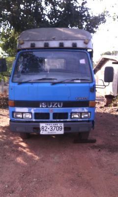 รถ 6ล้อ อีซูซุ NKR 58LU5 M ห้างเเท้ ปี36 เกียร์สั้น เครื่องยนต์ 115 เเรง ฝาดำ (4BD1)เครื่องดี คัสซีสวย ยางดี ทะเบียนพร้อมโอน ราคาต่อรองได้