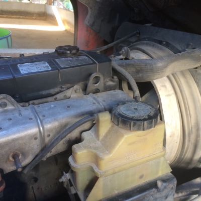 ขายรถยางมะตอย อีซูซุ น้ำหนักรวม28ตัน บรรทุกยางได้17ตัน หรือบรรทุกน้ำมันเตาได้18,000ลิตร