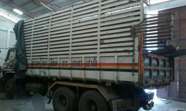 ขายรถพ่วง 18 ล้อ แม่-ลูก กระบะเหล็กคอกเกษตรดั้ม HINO ซูโม้ 227 รถสะภาพดี พร้อมใช้ ราคา1100000 สนใจโทรคุยกันครับ