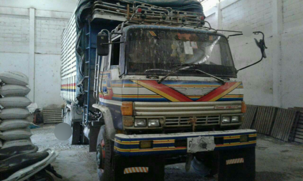 ขายรถพ่วง 18 ล้อ แม่-ลูก กระบะเหล็กคอกเกษตรดั้ม HINO ซูโม้ 227 รถสะภาพดี พร้อมใช้ ราคา1100000 สนใจโทรคุยกันครับ