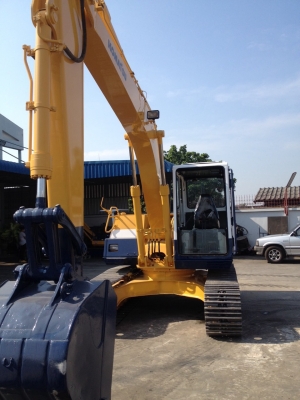 ขายรถขุด Komatsu PC120-5 มือสองนำเข้าจากญี่ปุ่น ทำสีใหม่ พร้อมใช้งาน