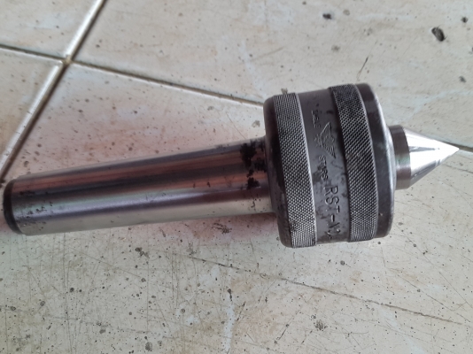 ยันศูนย์ แท่นกลึง เบอร์ 4 สภาพสวยๆ พร้อมใช้งาน ของญี่ปุ่น ตัวละ 1,300 ยันศูนย์ แท่นกลึง เบอร์ 4 สภาพสวยๆ พร้อมใช้งาน ของญี่ปุ่น ตัวละ 1,300