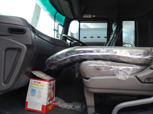ขาย HINO PROFIA เครื่อง P11C 320 HP กระบะบรรทุกแมคโค ยาว 7.50 ยาง 1000/20 หางพับคู่