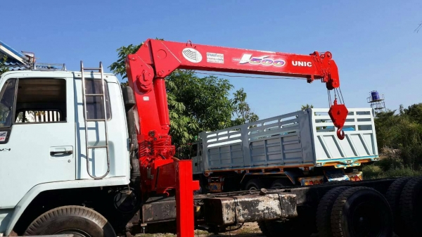 ขาย เครน 5 ตัน 5 ปอก 4 ชัก สภาพดี สนใจติดต่อได้ที่ 081-9420141  ,  081-5715326