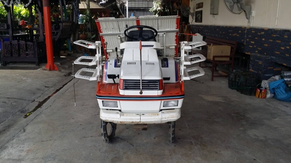 รถปลูกข้าวนั่งขับ KUBOTA รุ่น S1-400HD เก่าญี่ปุ่น พร้อมกล่องหยอดปุ๋ยด้านท้าย ดำนา 4 แถว สภาพสวย