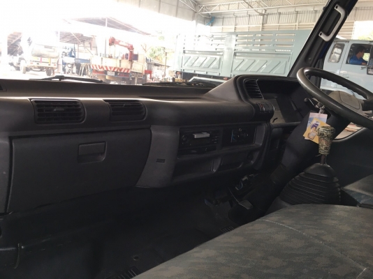 ขายNKRหกล้อสั่นรถห้างแท้เครืองเทอร์โบ ขาย สด ผ่อนจดปี 2547