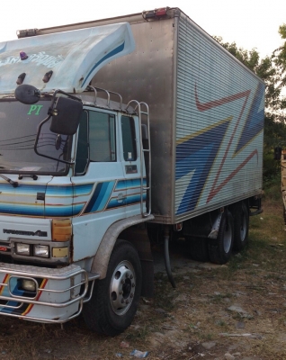 สิบล้อ ฮีโน่ FL176 HO6D195เพาเดียว บรรทุกตู้เปียก ยาว6.50ม สภาพดีสวยเดิมๆพร้อมใช้งาน ทะเบียนพร้อมโอน สิบล้อ ฮีโน่ FL176 HO6D195เพาเดียว บรรทุกตู้เปียก ยาว6.50ม สภาพดีสวยเดิมๆพร้อมใช้งาน ทะเบียนพร้อมโอน