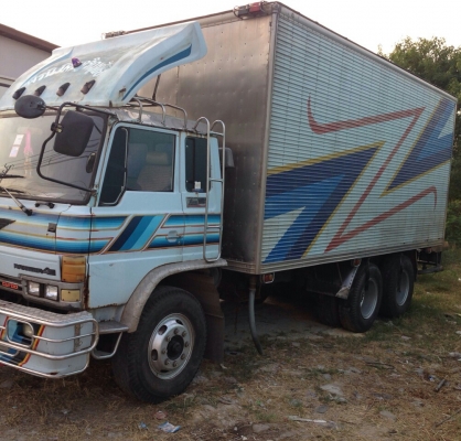 สิบล้อ ฮีโน่ FL176 HO6D195เพาเดียว บรรทุกตู้เปียก ยาว6.50ม สภาพดีสวยเดิมๆพร้อมใช้งาน ทะเบียนพร้อมโอน สิบล้อ ฮีโน่ FL176 HO6D195เพาเดียว บรรทุกตู้เปียก ยาว6.50ม สภาพดีสวยเดิมๆพร้อมใช้งาน ทะเบียนพร้อมโอน