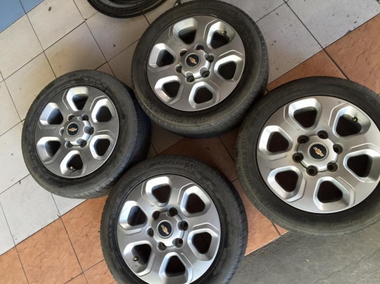 ขายล้อเชฟขอบ16 พร้อมยาง ชุดละ 4,500 บาท ราคาถูกๆๆ ขายแล้วรอส่ง ปราจีนบุรี เสาร์นี้ คับ