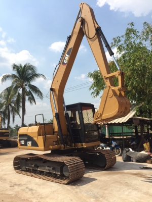 ขายด่วนรถขุด CAT 312 V2 เก่าญี่ปุ่น  สภาพสวยมากๆๆ  ทำสีใหม่ เป็น  CAT 312D  กระบอกดำ แทรค 70  อาร์มพิเศษ  สนใจโทร 089-7462641  เจ๊สุวรรณีจ้า