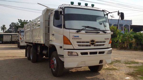 ขายรถบรรทุกสิบล้อดัมพ์ Hino เครื่อง 320 แรง ปี 49 กระบะดัมพ์สามมิตร มีระบบลากพ่วง ขายรถบรรทุกสิบล้อดัมพ์ Hino เครื่อง 320 แรง ปี 49 กระบะดัมพ์สามมิตร มีระบบลากพ่วง
