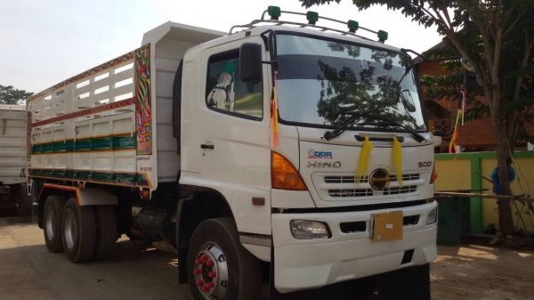ขายรถบรรทุกสิบล้อดัมพ์ Hino เครื่อง 320 แรง ปี 49 กระบะดัมพ์ไทเทเลอร์ มีระบบลากพ่วง