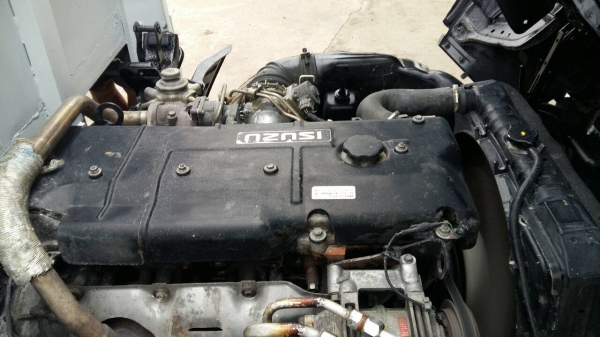 รถกระบะบรรทุก 4 ล้อไม่ติดเวลา