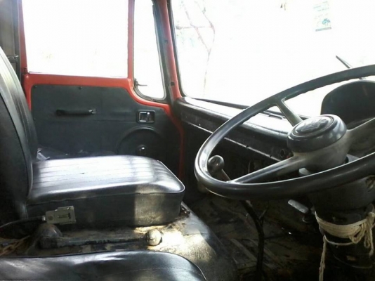 รถ 6 ล้อเครน HINO KT 925 เครน 2.9 ตัน เครื่อง 168 แรง EH700