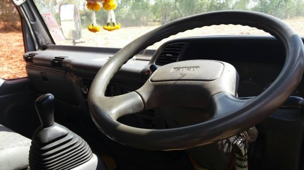 ขายรถ6ล้อ NPR130เทอร์โบ ปี50 เครื่องดีแคชซีสวย ภายในสวย เอกสารพร้อมโอน สนใจโทร 090-8588220คุณนะ 093-3258446คุณบิว หรือเข้าดูสินค้าอื่นๆได้ที่ www.truck.in.th/498 หรือเพจFacebook ณรงค์ ซื้อขายรถมือสอง (เว็บไซต์ส่วนตัว) หรือFacebook คุณนะ รถบรรทุก