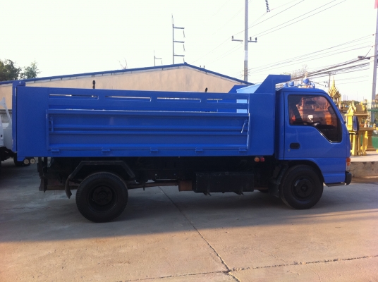 ISUZU NKR71LY ดั้ม เครื่อง 4HG1-130 Turbo เครื่องดี คัสซีสวย แอร์เย็น ทะเบียนเต็มพร้อมโอน