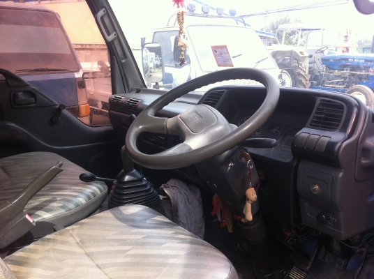 ISUZU NKR71LY ดั้ม เครื่อง 4HG1-130 Turbo เครื่องดี คัสซีสวย แอร์เย็น ทะเบียนเต็มพร้อมโอน