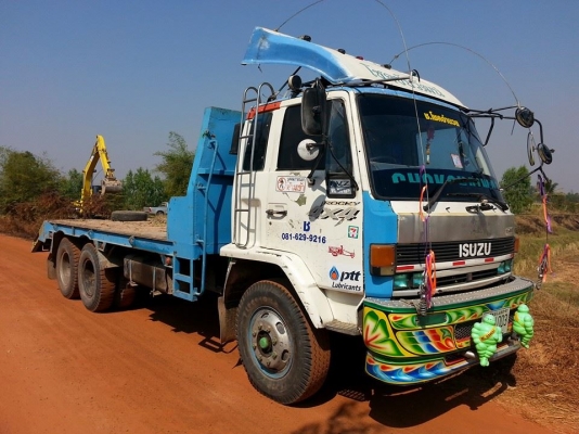 ขายเทรลเลอร์ร็อกกี้175แรง เครื่องดีแคชซีสวย พร้อมใช้งาน เอกสารพร้อมโอนสนใจโทร 090-8588220คุณนะ 093-3258446คุณบิว หรือเข้าดูสินค้าอื่นๆได้ที่ www.truck.in.th/498 หรือเพจFacebook ณรงค์ ซื้อขายรถมือสอง (เว็บไซต์ส่วนตัว) หรือFacebook คุณนะ รถบรรทุก