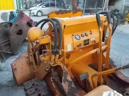 ขาย!!! รถตัก  KOMATSU  D10S1 รหัสสินค้า : 80803028 หรือเพิ่มเติมไดที่ www.nihonmono.com