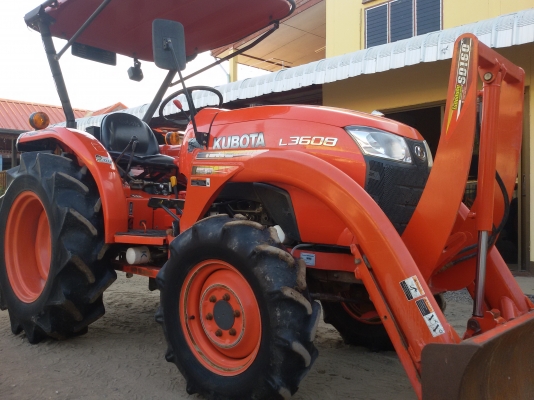 ปัญญาแทรคเตอร์..จัดมาให้ครับ ด่วน!!!คูโบต้า L3608 พร้อมใบมีดคานบน เล่มทะเบียนพร้อม สภาพเดิมๆ
