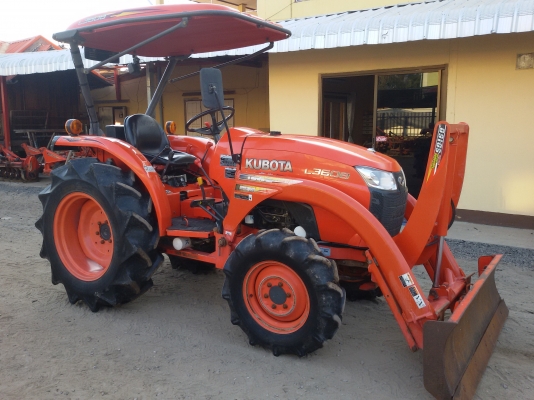 ปัญญาแทรคเตอร์..จัดมาให้ครับ ด่วน!!!คูโบต้า L3608 พร้อมใบมีดคานบน เล่มทะเบียนพร้อม สภาพเดิมๆ