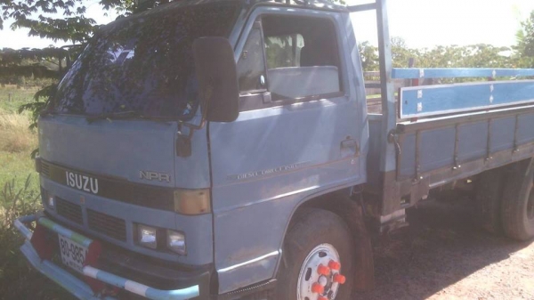 ขายรถ6ล้อ NPR115แรง สั่งลุยแท้ เครื่องดี แคชซีสวย สภาพพร้อมใช้งาน เอกสารพร้อมโอน สนใจโทร 090-8588220คุณนะ 093-3258446คุณบิว หรือเข้าดูสินค้าอื่นๆได้ที่ www.truck.in.th/498 หรือเพจFacebook ณรงค์ ซื้อขายรถมือสอง (เว็บไซต์ส่วนตัว) หรือFacebook คุณนะ รถบรรทุก