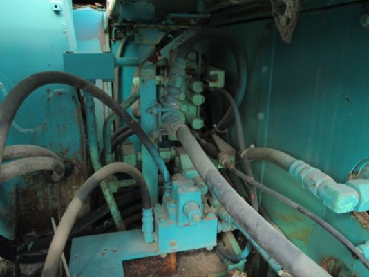 ขายรถย่อยหิน KOMATSU รุ่น BR60-1 ขายรถย่อยหิน KOMATSU รุ่น BR60-1