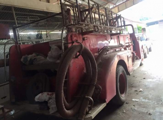 ขายรถดับเพลิง toyota fire truck fa80 รถ50ปีสภาพเดิม