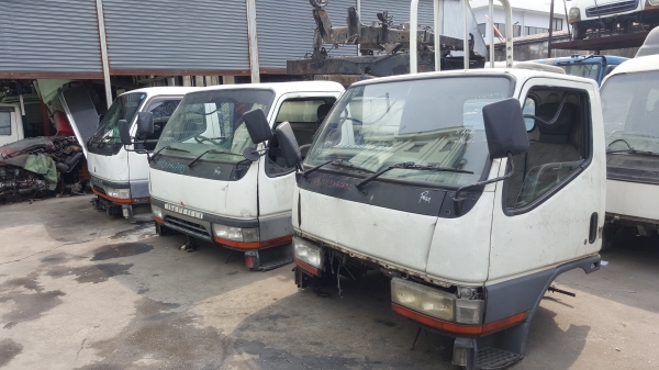 ขายหัวเก๋ง มิตซูบิชิ แคนเตอร์ หัวกว้าง FE 639สภาพสวย