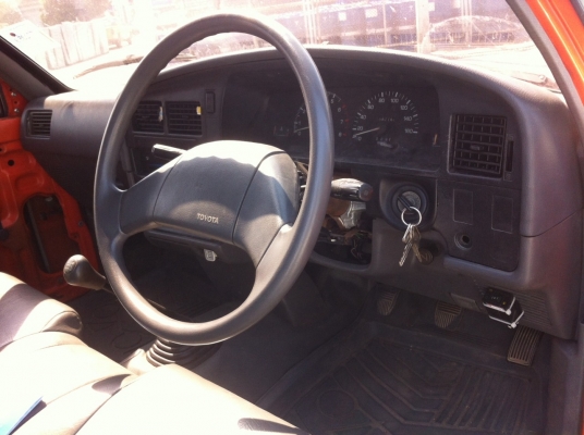 โตโยต้า กระบะ MIGHTY-X YN80 ช่วงสั้น พ.เพาเวอร์ โตโยต้า กระบะ MIGHTY-X YN80 ช่วงสั้น พ.เพาเวอร์