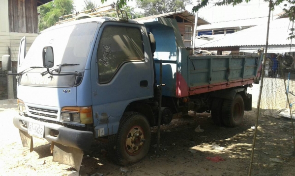 ดั้มNPR-120แรง ฝาขาว จดปี47 ช่วงล่างเดิม พ.พาวเวอร์ แอร์ ทะเบียนเต็ม