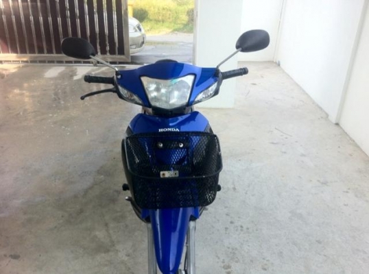 Honda Wave100 Ubox สีสวยเครื่องดีมาก ภาษีไม่ขาดต่อ