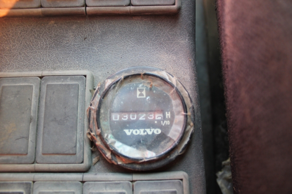 ขาย VOLVO EC210BLC รถใน พร้อมใช้งาน ราคาถูก ๆๆๆๆ