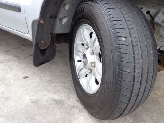 ขาย FORD RANGER  2.5XLT  TURBO DOUBLE CAB ปี03 รถบางทั้งคันไม่เคยชน